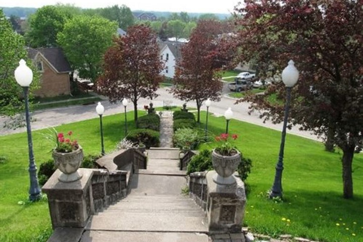Property Grounds 50 of 69