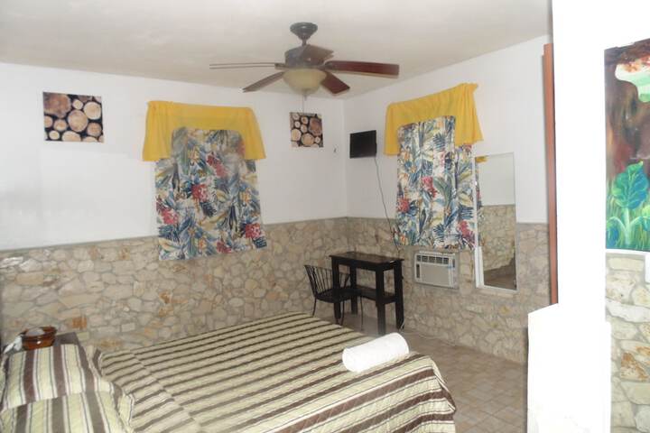 Room 15 of 52