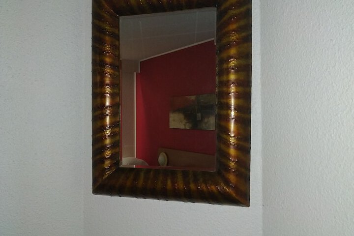 Room 11 of 42