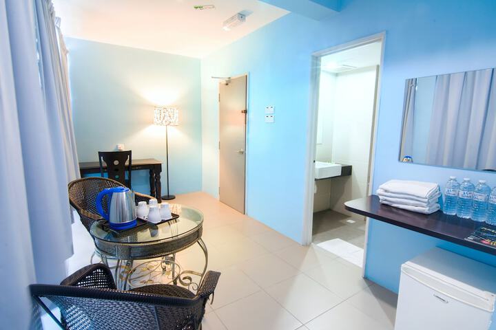 Room 16 of 26