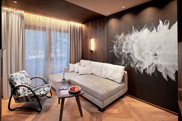Room 56 of 204