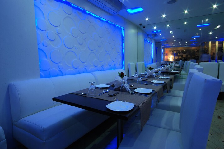 Dining 20 of 25