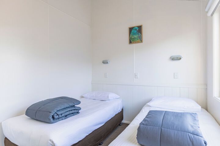 Room 9 of 70