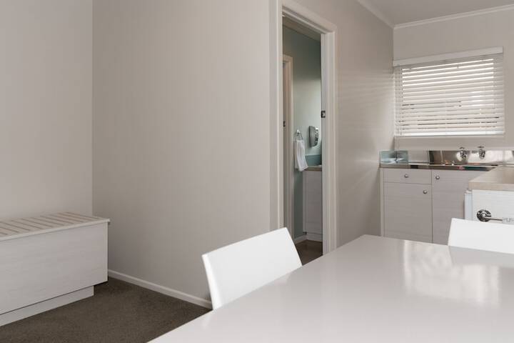Room 10 of 64