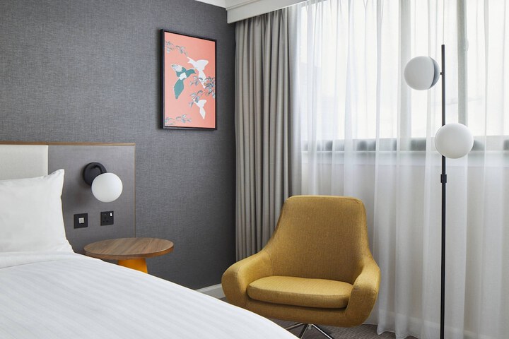 Room 5 of 53