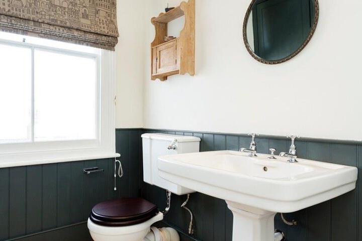 Veeve 5 Bed House Fitzwilliam Road Clapham