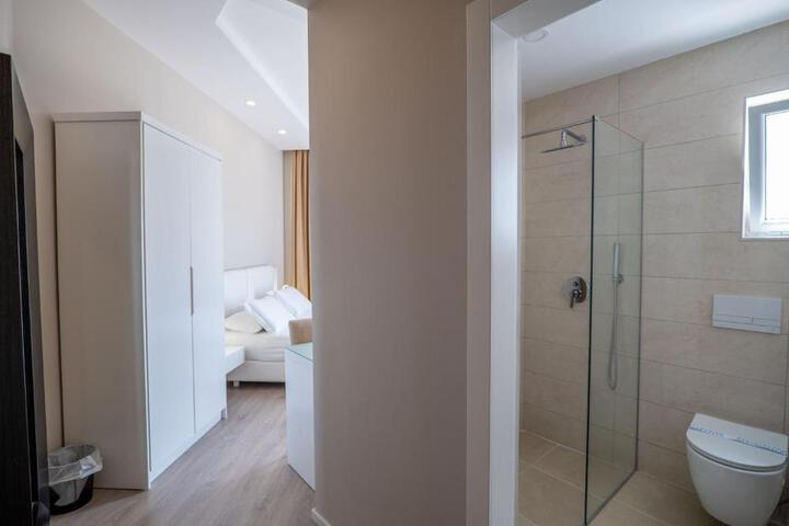 General 23 of 50