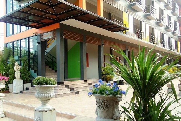 Hotel 56 of 60