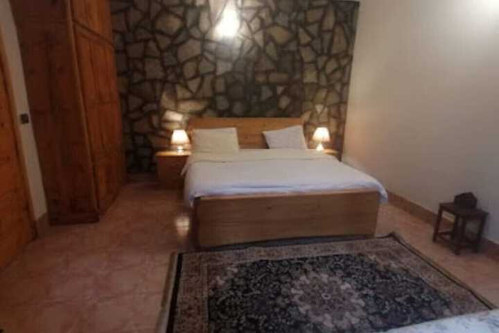 Room 3 of 14