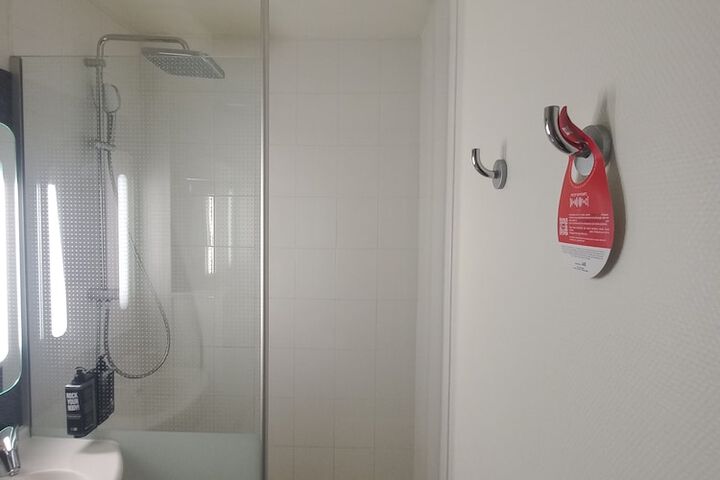 Room 55 of 112