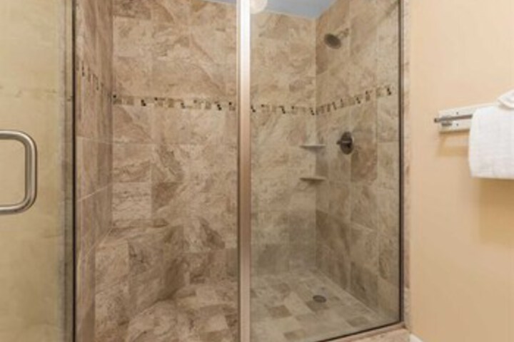 Room 10 of 86