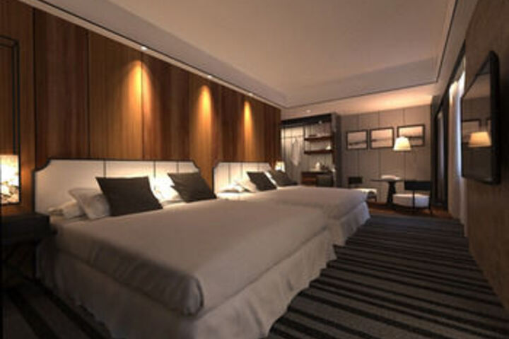 Room 5 of 10