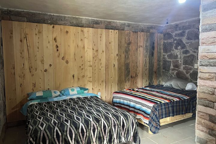 Room 4 of 13
