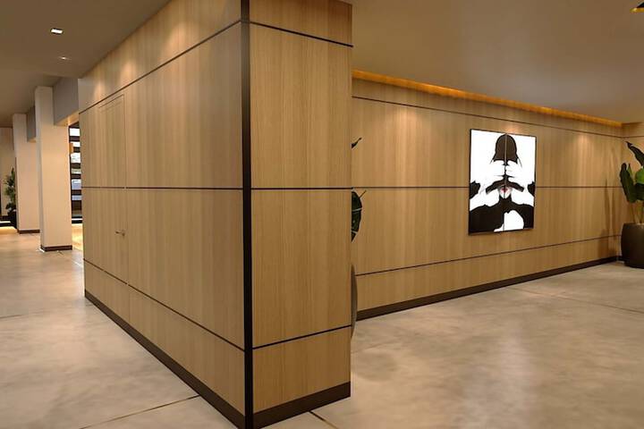 Hotel Interior 130 of 141