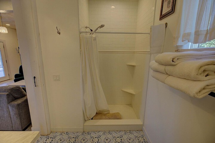 Room 75 of 113