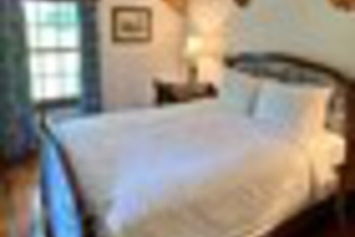 Room 47 of 285