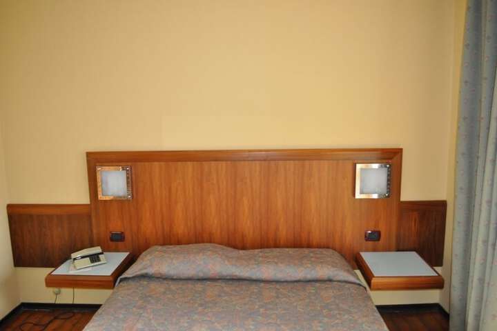 Room 22 of 69