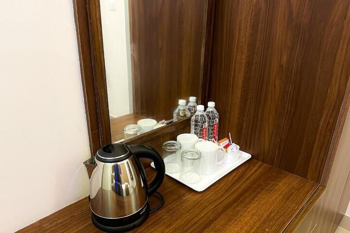 Breakfast/Coffee Service 20 of 29