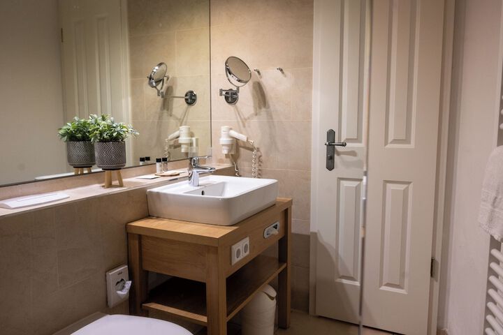 Clean Restrooms