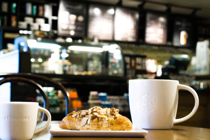 Breakfast/Coffee Service 38 of 74