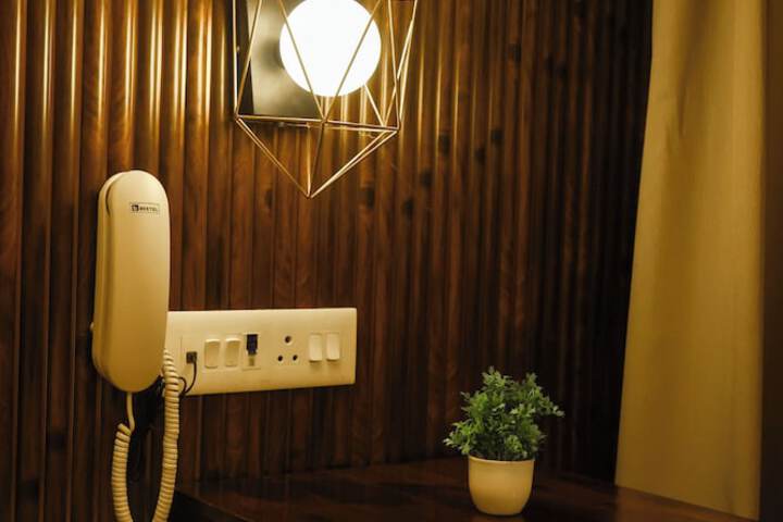 Room 14 of 65