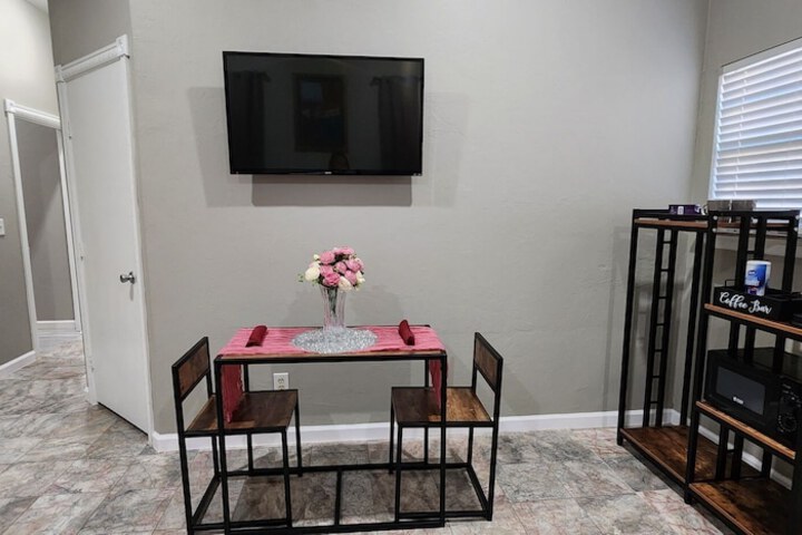 Room 25 of 65
