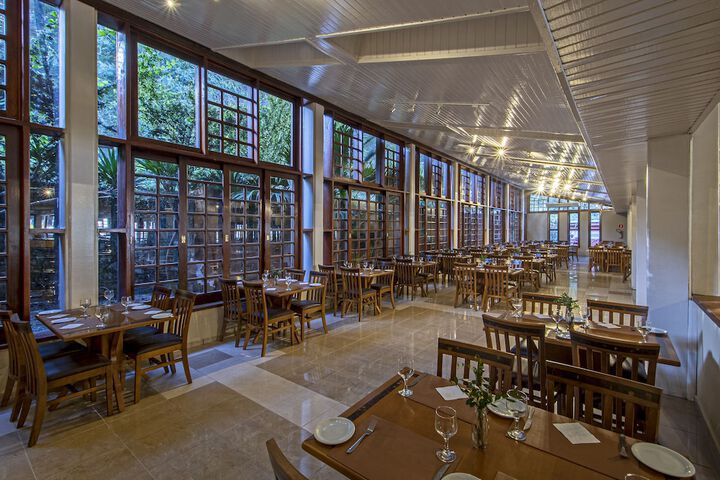Dining 77 of 125
