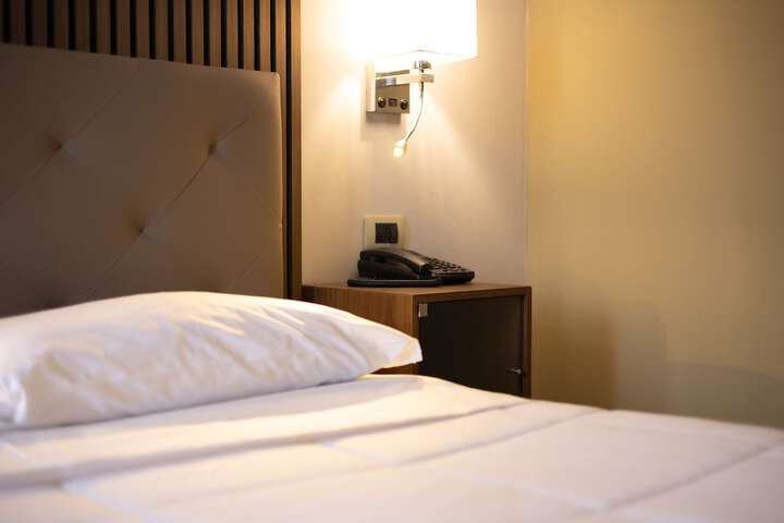 Room 35 of 104