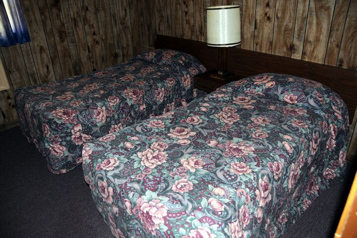 Room 8 of 44