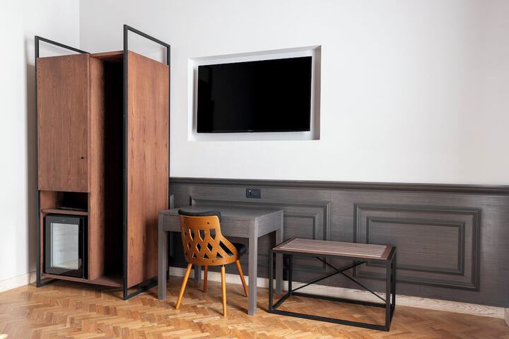 Room 45 of 88