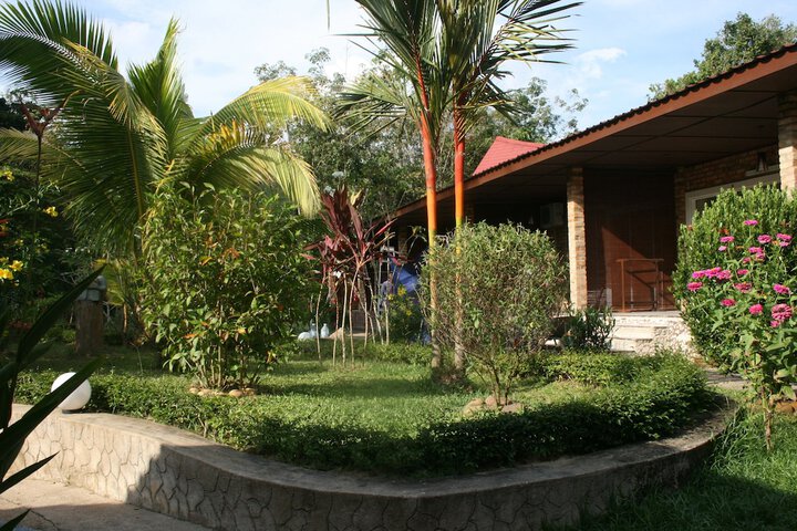 Hotel Entry