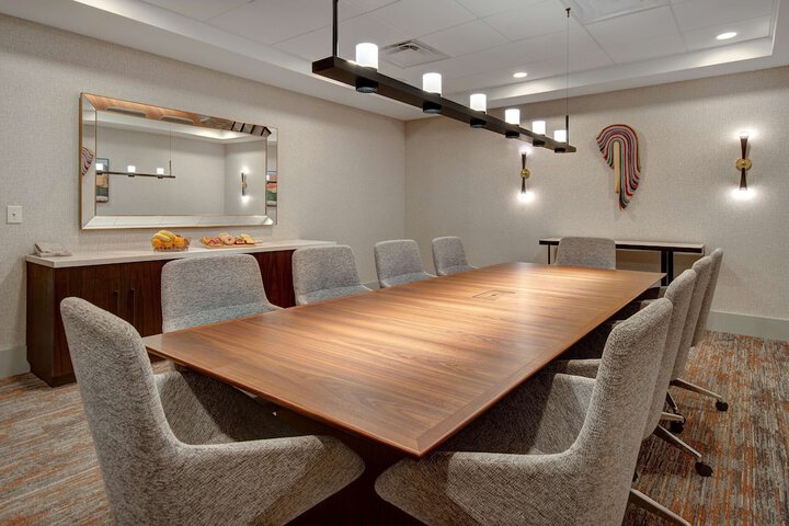 Meeting facility