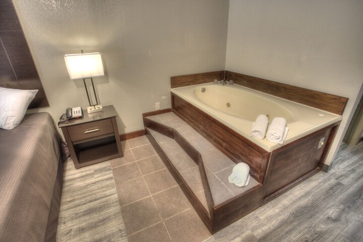 1 King Bed (19 of 19)