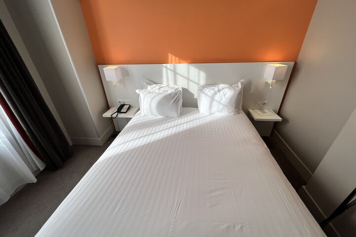 Room 21 of 92
