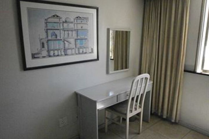 Room 52 of 101