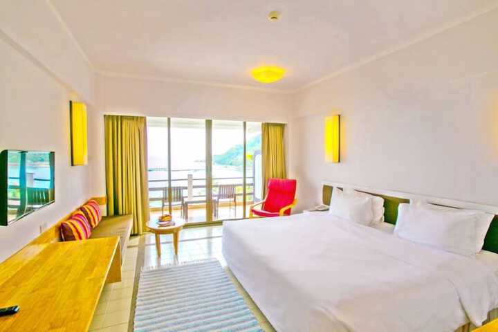 Room 47 of 149