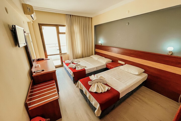 Room 16 of 68