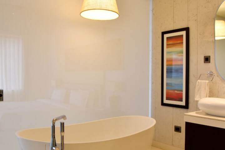 Room 20 of 49