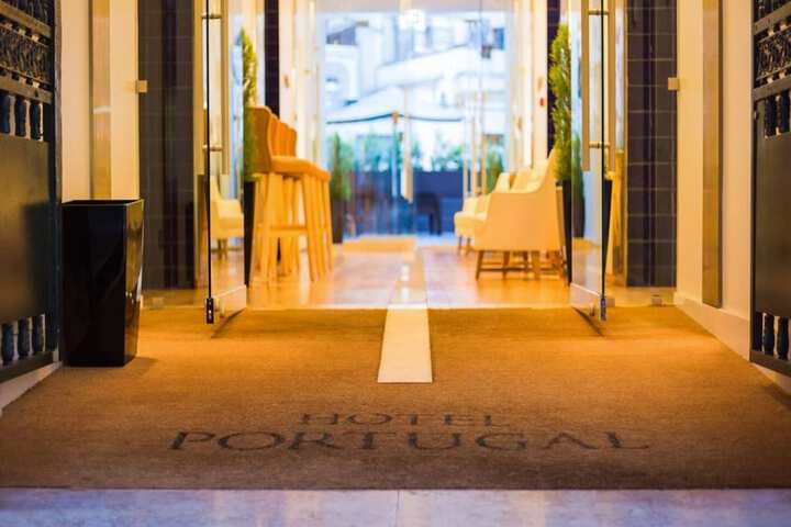 Guest Lobby