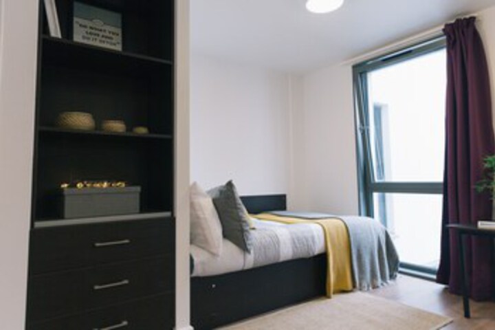 Room 87 of 93