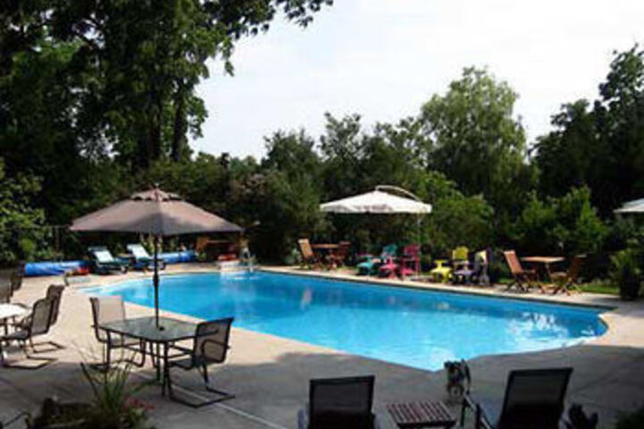 Pool 51 of 56