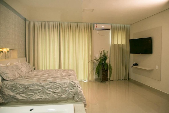 Room 20 of 53