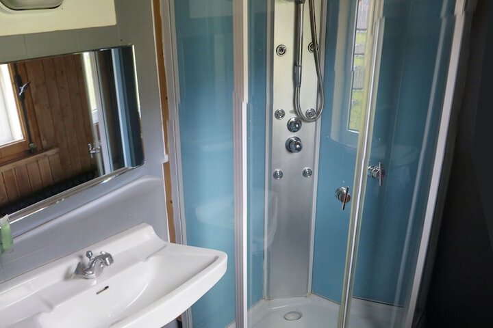 Room 20 of 34