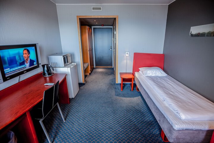 Room 19 of 31