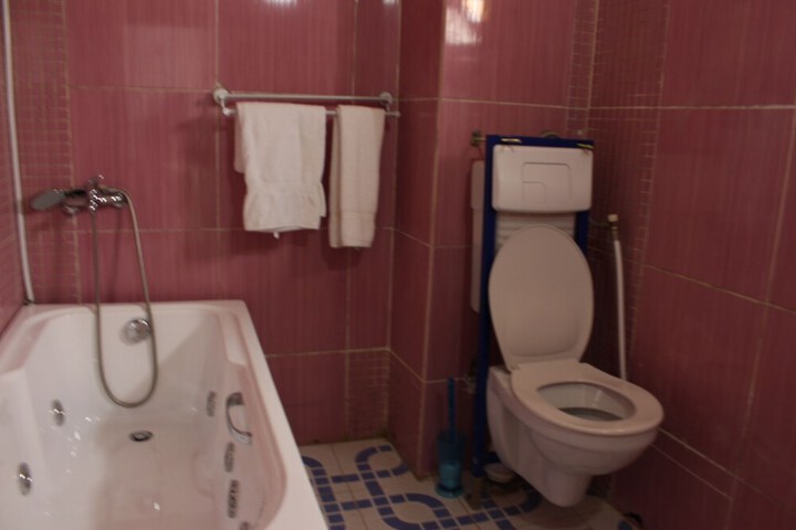 Room 25 of 52