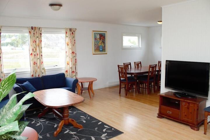 Room 2 of 14