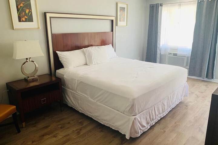 Room 12 of 14