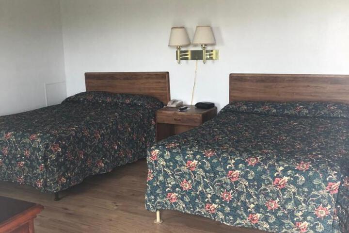 Executive 2 Double Beds (17 of 25)
