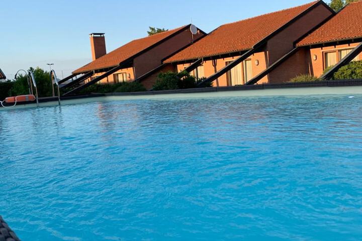 Hotel Pool