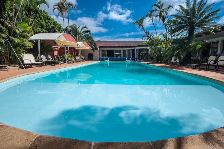 Hotel with Pool